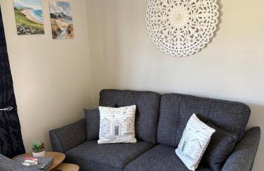 2 Bed Bungalow -25 Gower Holiday Village - Dog Friendly - Foto 8