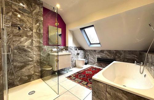 Spacious 4-Bed Home - Oswestry - Families & Groups - Foto 19