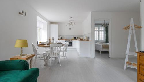 Stylish two bedroom apartment near Rookery Hall - Foto 4