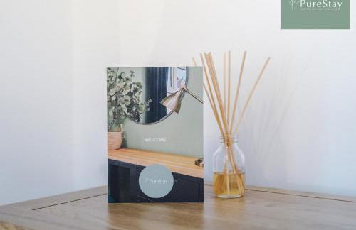 Spacious 5-bedroom Contractor House Sleeps 7 with Parking by PureStay - Foto 30