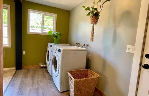 Colorful 50's Ranch in the Heart of Eugene - Foto 49