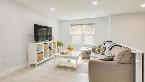 Near Top Attractions Deck Dining at Severn Home! - Foto 4