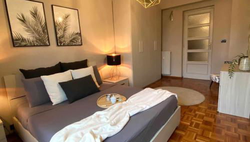 Urban Jungle apt - Self Check-in, Metro, Train - Foto 2, wardrobe