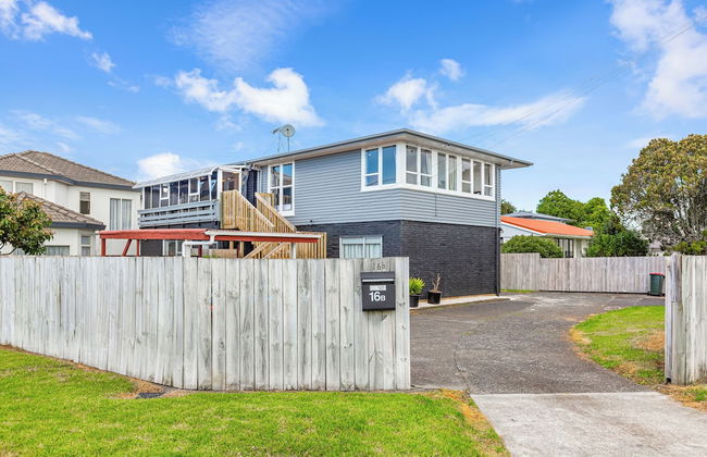 Ellerslie 3BR House | Fresh Reno | Zodiak Stays - Foto 20