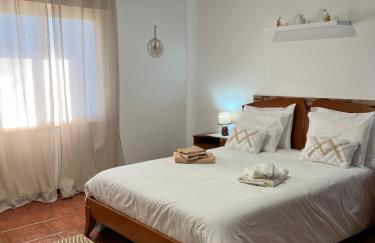 Seaside & Mountain Views & Cozy Calheta Retreat MQ1 - Photo 1