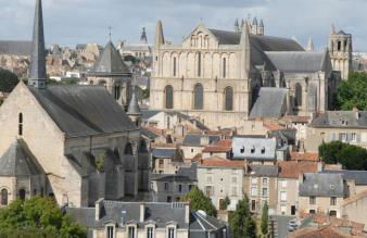 Proche gare et centre-ville de Poitiers Emplacement idéal - Foto 27