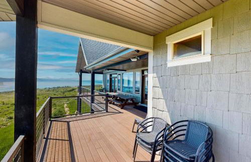 8 Bed 5 Bath Vacation home in Fish Haven - Photo 29