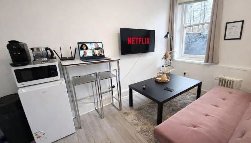 The Emerald Studio - Photo 5