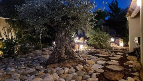 Une Oasis au Pays de Cézanne - Foto 3