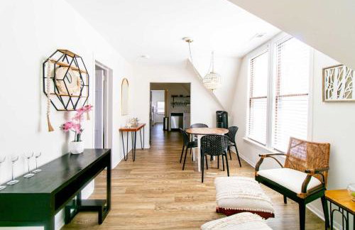 Chi-Town Hideout #2 - Near Metra - Foto 28