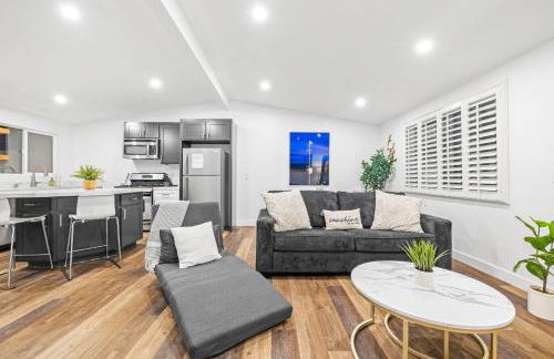 Dog-Friendly House with Hot Tub, AC, Game Room - Photo 25