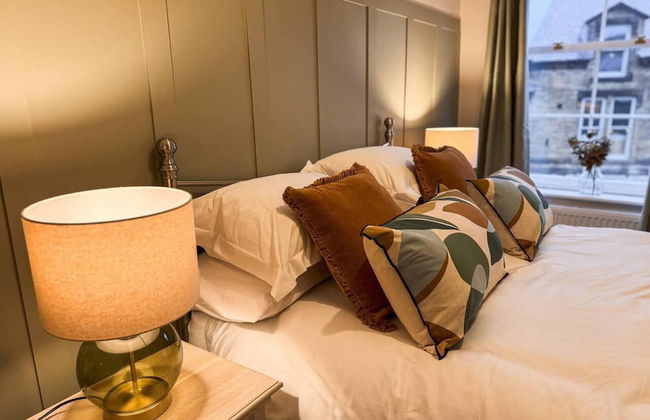 Captivating 3-bed Cottage in Saltaire - Foto 4