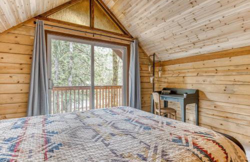 Thompson Cabin - Charming Salmon Riverfront A-Frame Oasis w/ fireplace - Foto 36