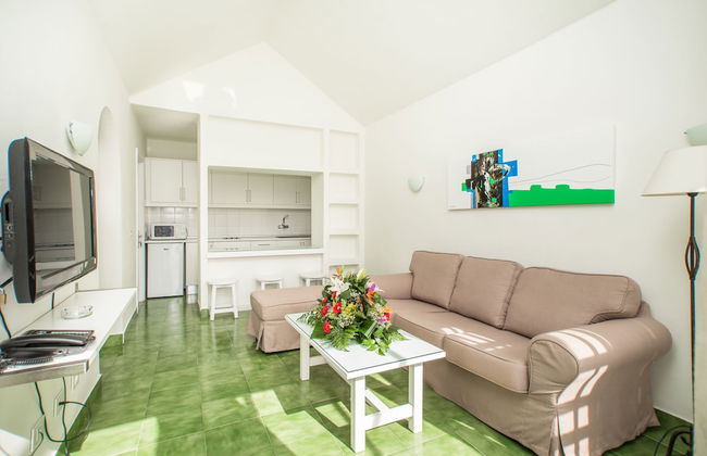 Apartamentos LIVVO Las Gaviotas - Photo 34