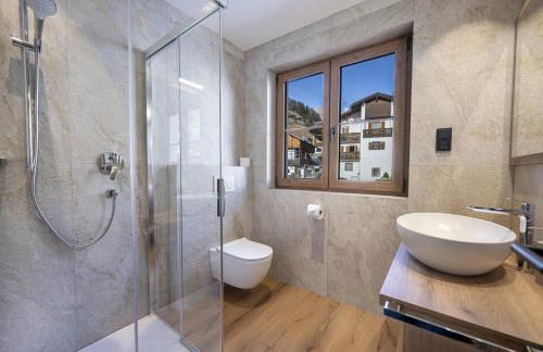 Tieja Panoramic Lodge - Photo 10