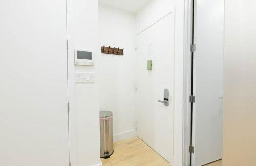 1597-1 Large studio W D in the unit prime UES - Foto 41
