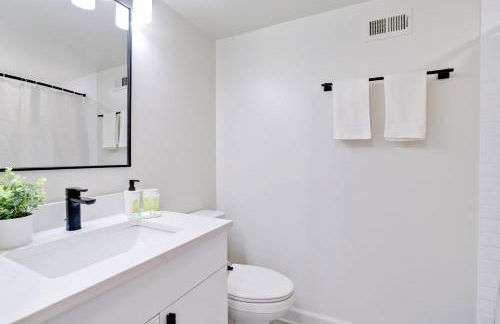 Contemporary Apartment Close to Pentagon City Metro - Foto 36