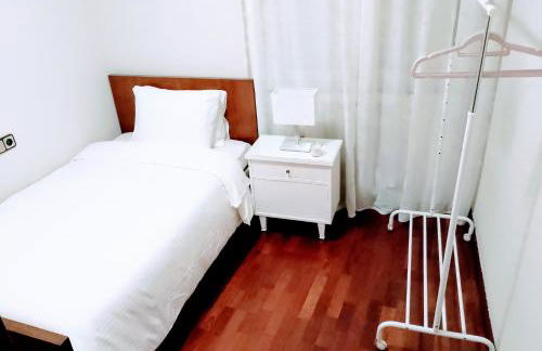 Acogedor apartamento a un paso de Gascona con WiFi Netflix Disney Plus y Prime gratis by M&N's House - Foto 14