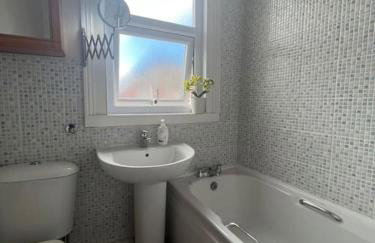 2025 Award Winner Liverpool Strawberry House - 3 Bedrooms - Foto 35