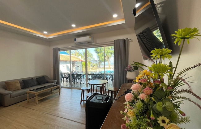 Chang Phueak Chao Samran Beach - Foto 71