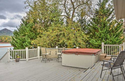 Lakefront Hiawassee Home with Boat Dock and Hot Tub! - Foto 20