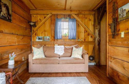 Two-Person Retreat on Horse Farm in Lee, New Hampshire - Photo 3