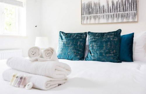 4 Bed , Monthly & Weekly Offers , Ideal For Contractors , Relocation & Leisure Stays - Photo 8