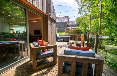 Mint Lodge 1BR with Hot Tub near Black Mountain - Foto 14