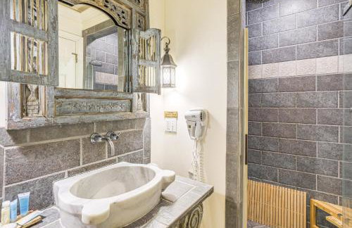 9-Acre New River Retreat Near Radford University - Foto 17