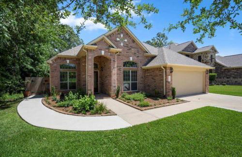 Spacious Conroe Home around 4 miles to the Lake - Photo 1