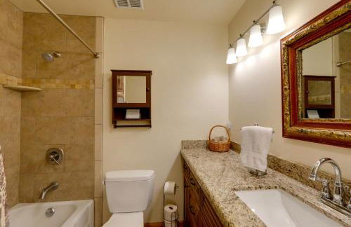 Cozy Cabin on 1 Acre in Premier Pine Neighborhood - Foto 16