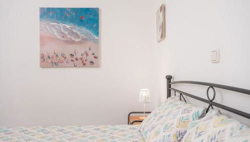 Cosy Summer Studio by the Sea on Semi Basement Level - Foto 4