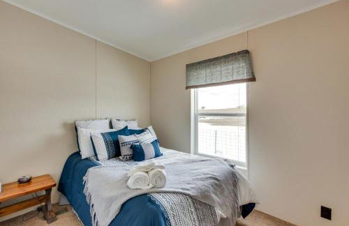 Spacious Tierra Amarilla Ranch House with Deck! - Foto 16