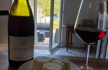 Studio Renard quartier marais, terrasse en rez de jardin, matelas confort - Foto 13