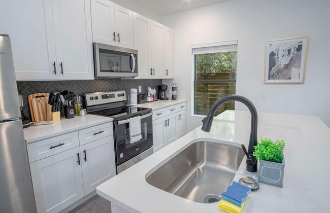 Gorgeous 3 BR 2 BA Near Amazing Downtown - Foto 8