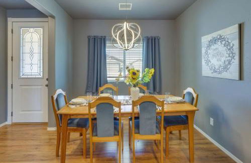 3BR 2BA Kingman Home w Patio Fire Pit - Photo 16