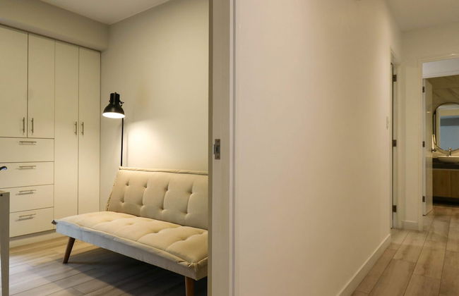 w Charming 2BR w Balcony in Miraflores - Photo 13