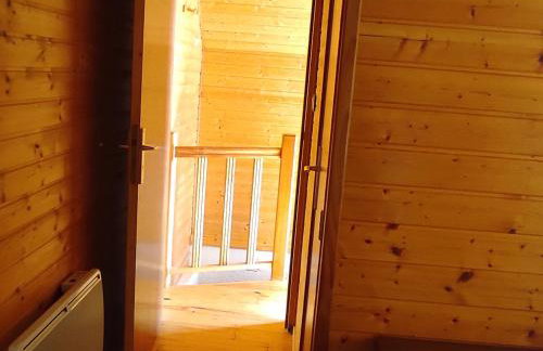 Chalet authentique au cœur de la nature près de Super Besse - FR-1-814-143 - Foto 26