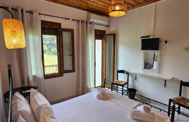 The Pine Trees - Foto 20