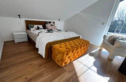 LifeStyle Apartments am Steinsberg, Self Check In, Terrasse, Burg Blick - Photo 16