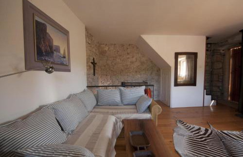 Stone house Na Rudini - Photo 26