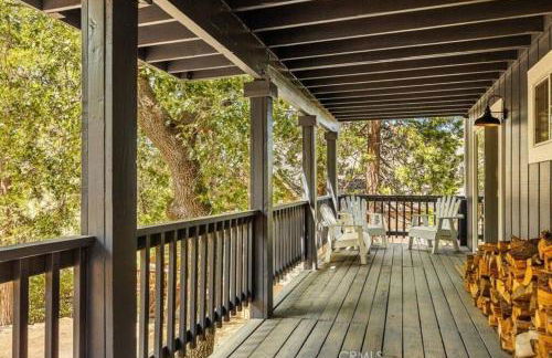 Charming Getaway Cabin - Foto 17