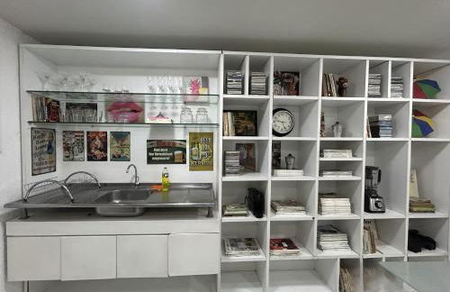 Flat funcional mobiliado com cozinha com WC ap101 - Foto 8