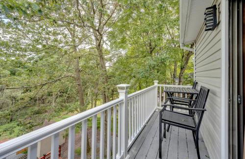 Stunning! Pocono Escape! HotTub Sauna Pool Ski Pet-Friendly Firepit Game Room Fireplace BBQ Lakes Tennis Fishing - Foto 28