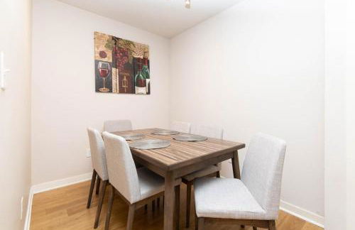 Cozy 2BR Apt in Downtown LA with Pool & Hot Tub - Foto 9