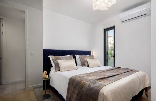 New LUXURY apartment with sea view and PRIVATE heated pool, 50m from the beach - Foto 29