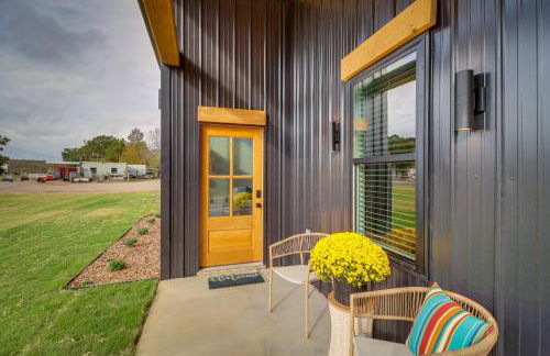 Chic Arkansas Retreat with Patio, Grill and Fire Pit! - Foto 29