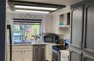 3 Bedrooms,Beautiful House with Hot Tub, Pool Oasis and Fire Pit - Foto 17