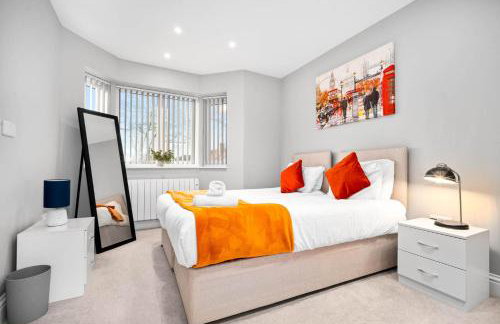 Grand 5 Bedrooms and 3 Bath Birmingham Home - Foto 48