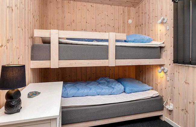 4 Star Holiday Home in Thyholm - Photo 4